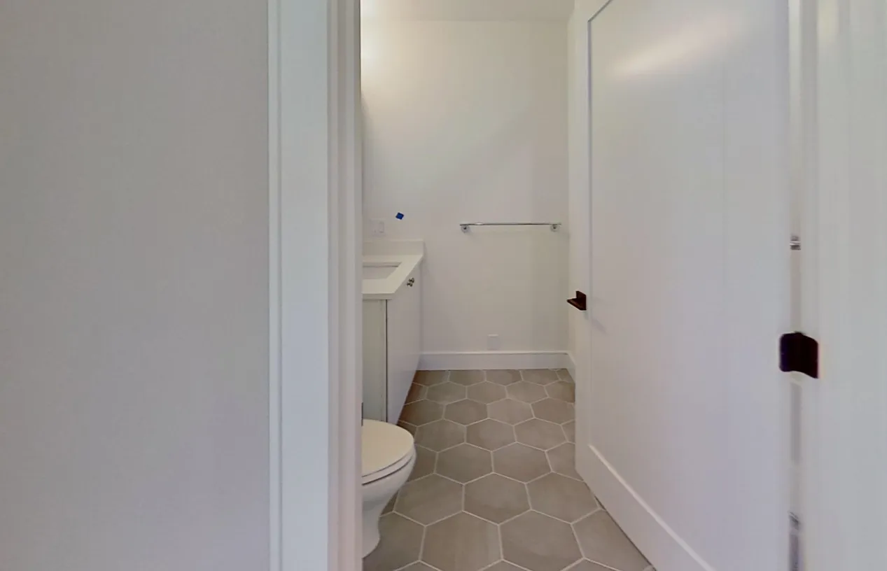 2 bed, 1 bath apartment for rent at 104-106 Warren St Unit 5, Brighton — photo 2 of 6