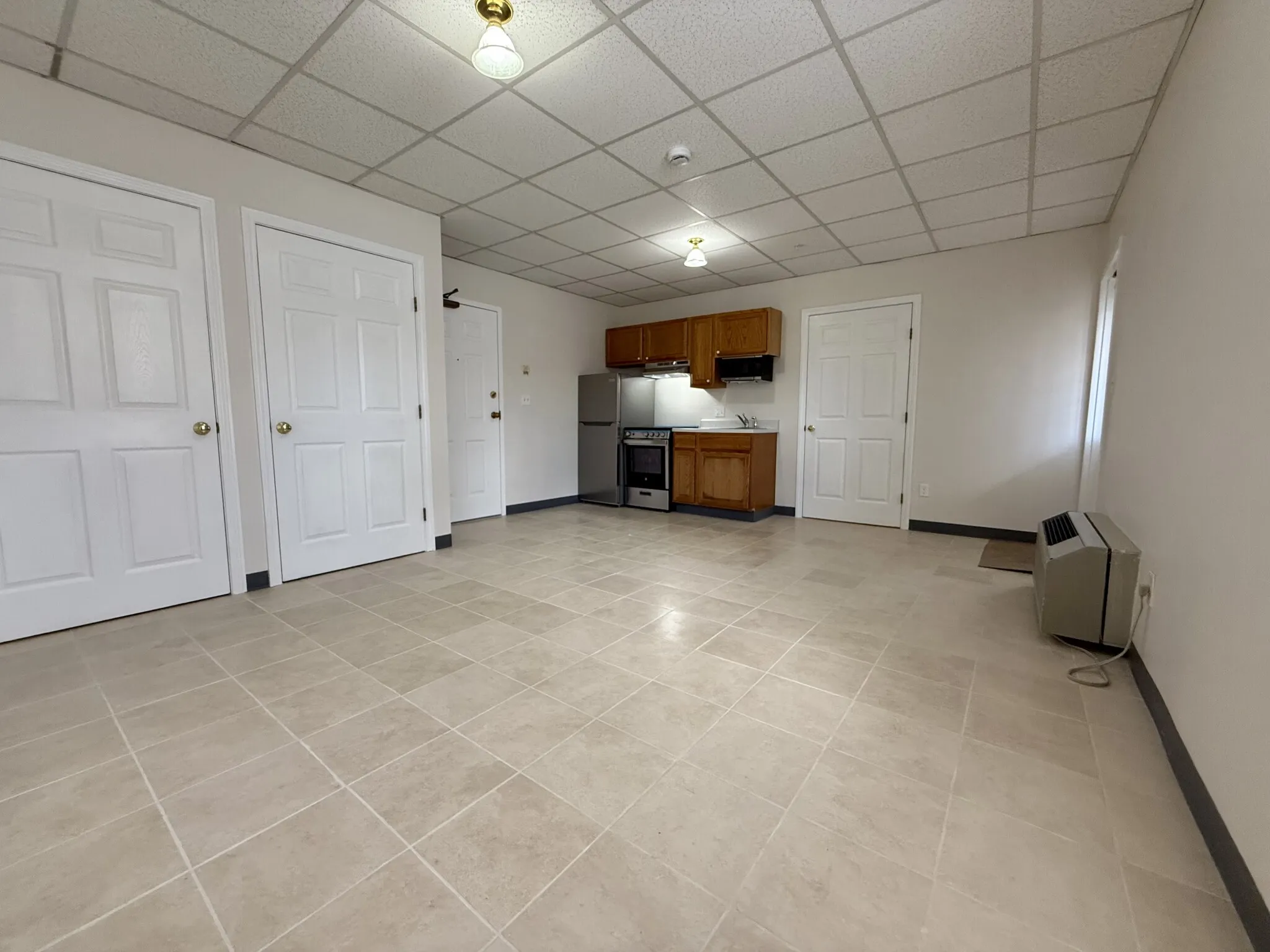 Studio bed, 1 bath apartment for rent at 104 Adams St Unit 8, South Side — photo 12 of 18