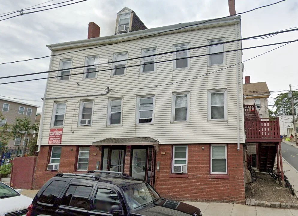 Studio bed, 1 bath apartment for rent at 104 Beacon St Unit 1, Chelsea