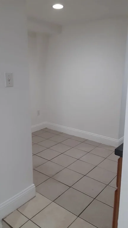 Studio bed, 1 bath apartment for rent at 104 Beacon St Unit 1, Chelsea — photo 8 of 12