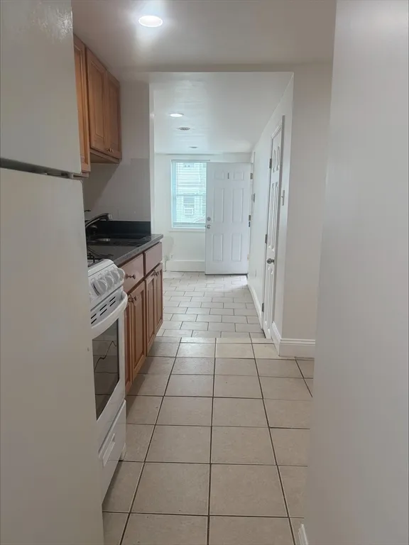 Studio bed, 1 bath apartment for rent at 104 Beacon St Unit 1A, Chelsea — photo 8 of 9