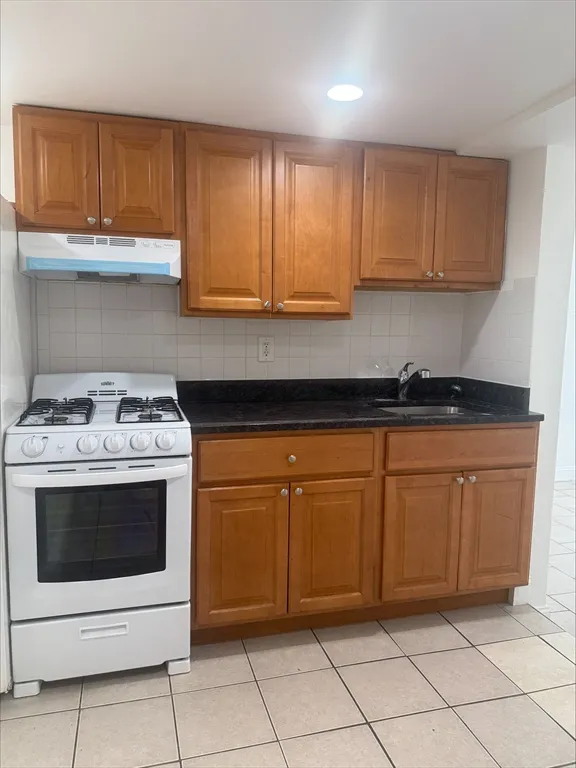 Studio bed, 1 bath apartment for rent at 104 Beacon St Unit 1A, Chelsea — photo 7 of 9