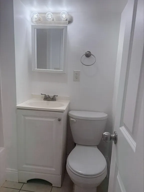 Studio bed, 1 bath apartment for rent at 104 Beacon St Unit 1A, Chelsea — photo 9 of 9
