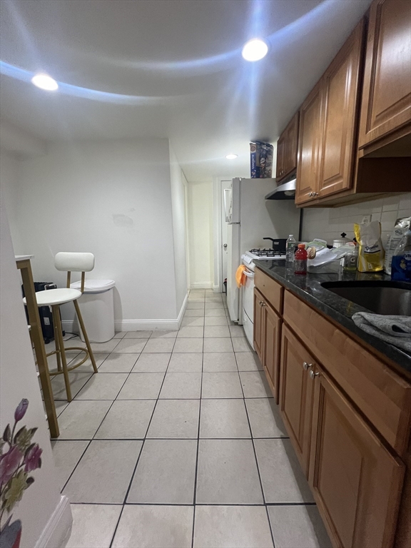 Studio bed, 1 bath apartment for rent at 104 Beacon St Unit 3, Chelsea — photo 3 of 5