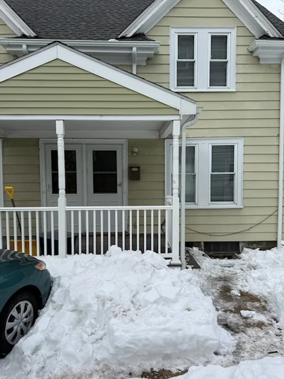 1 bed, 1 bath apartment for rent at 104 Billings Rd Unit R, Quincy — photo 1 of 8