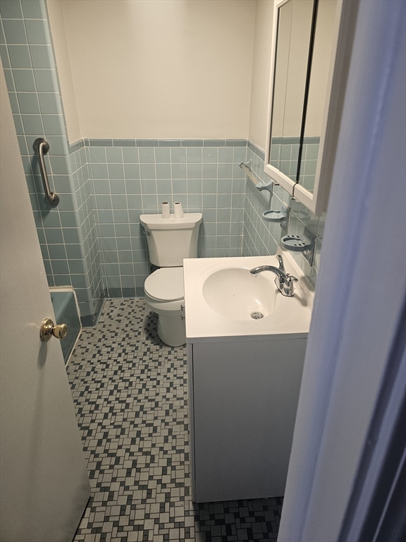 1 bed, 1 bath apartment for rent at 104 Broadway Unit 1, Saugus — photo 12 of 12