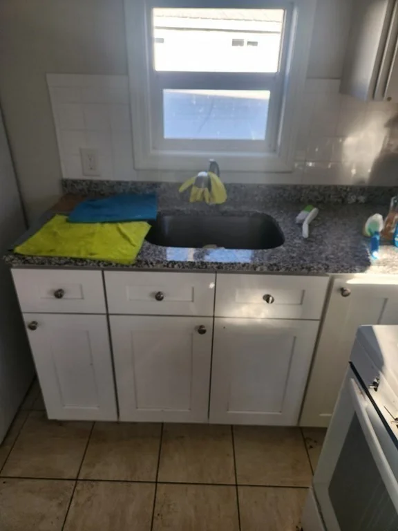 1 bed, 1 bath apartment for rent at 104 Broadway Unit 12, Saugus — photo 6 of 12