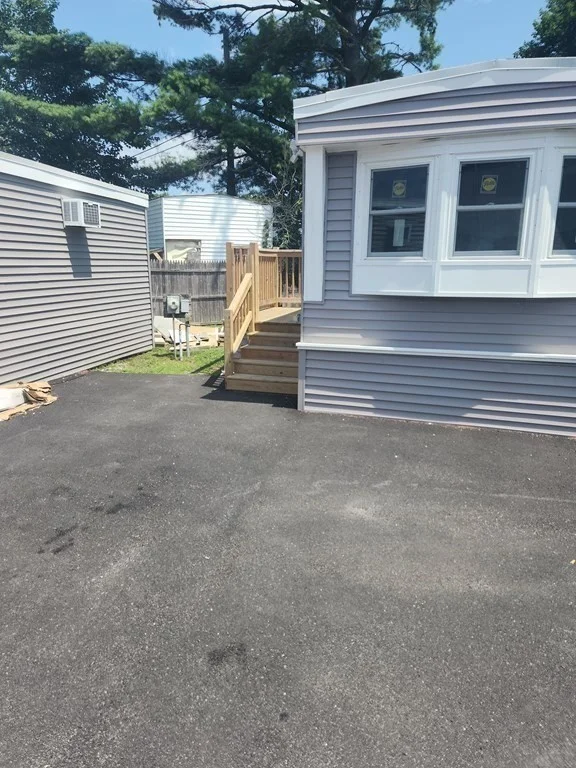 1 bed, 1 bath apartment for rent at 104 Broadway Unit 6, Saugus — photo 4 of 4