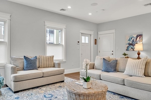 2 bed, 1 bath apartment for rent at 104 Brookley Rd Unit 1, Jamaica Plain — photo 5 of 16
