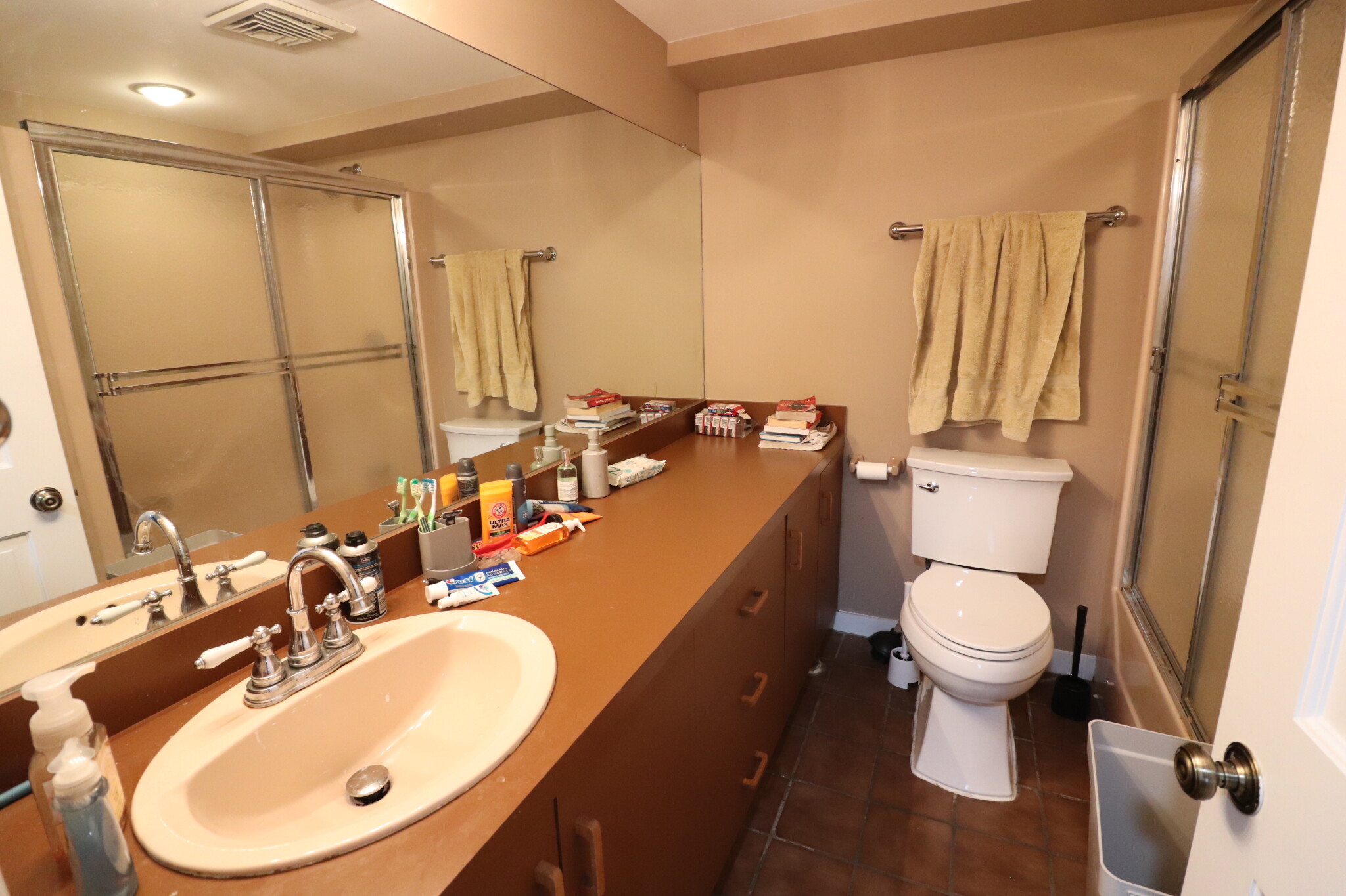 3 bed, 2.5 bath apartment for rent at 104 Buckminster Rd Unit 1, Fisher Hill — photo 36 of 42