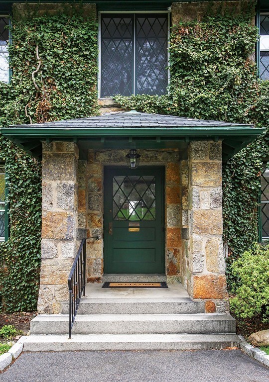 3 bed, 2.5 bath apartment for rent at 104 Buckminster Rd Unit 1, Fisher Hill — photo 42 of 42