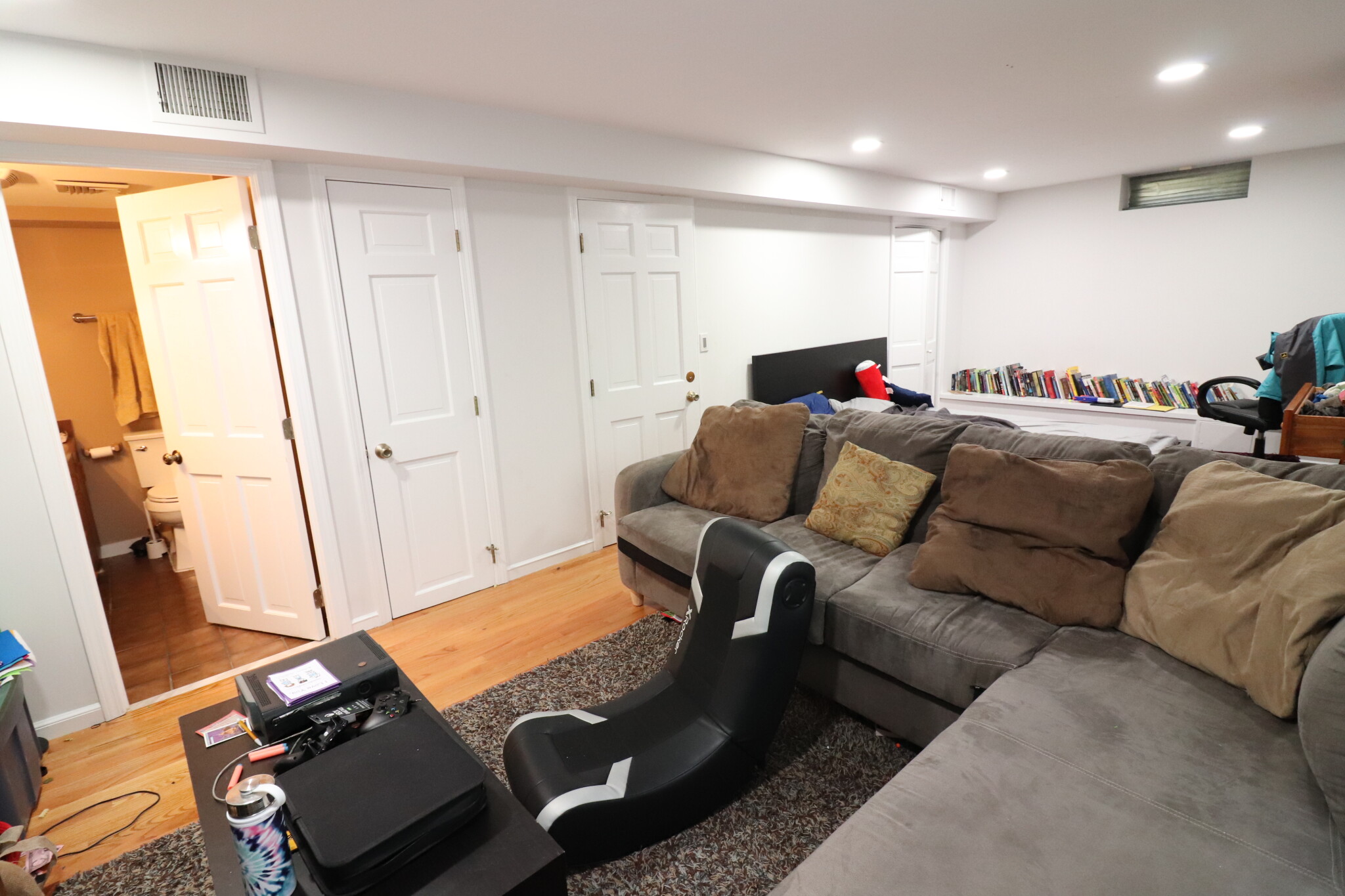 3 bed, 2.5 bath apartment for rent at 104 Buckminster Rd Unit 1, Fisher Hill — photo 35 of 42