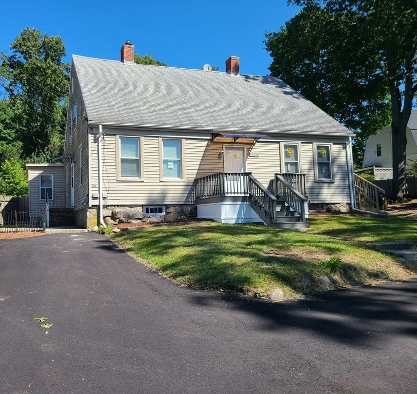 3 bed, 1 bath apartment for rent at 104 Central St Unit 104, South Weymouth