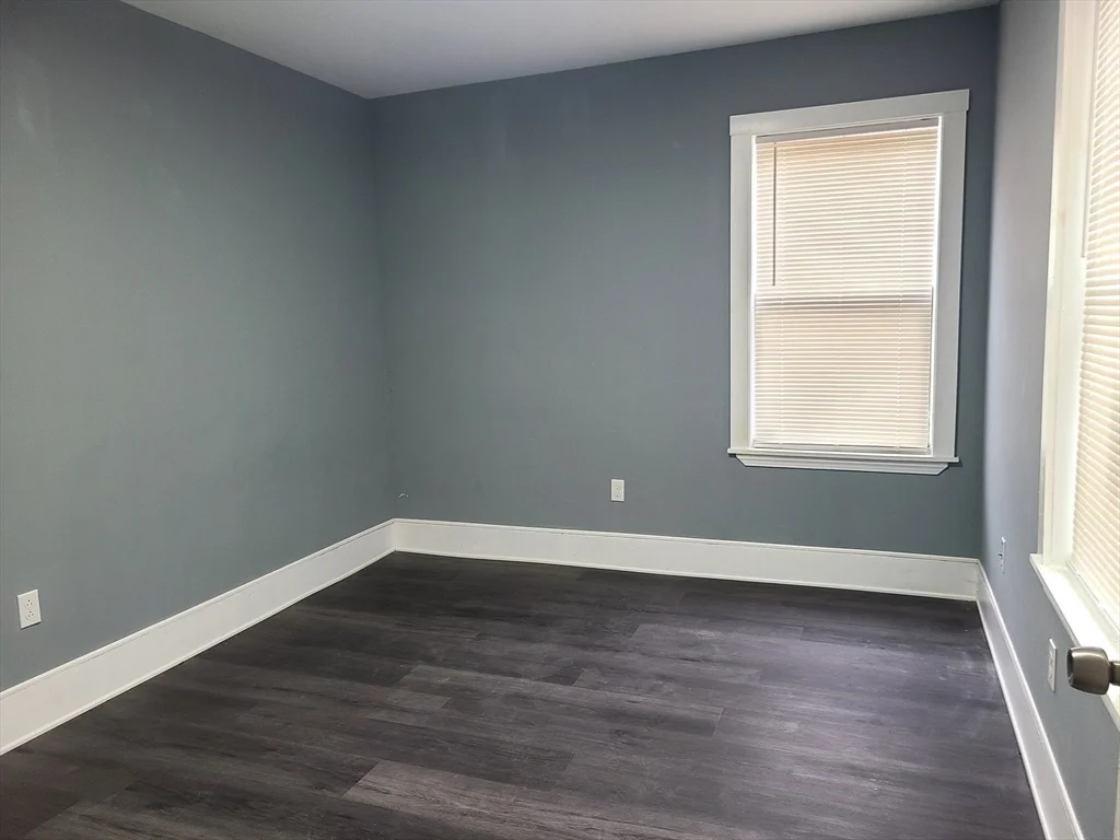 3 bed, 1 bath apartment for rent at 104 Central St Unit 104, South Weymouth — photo 6 of 24