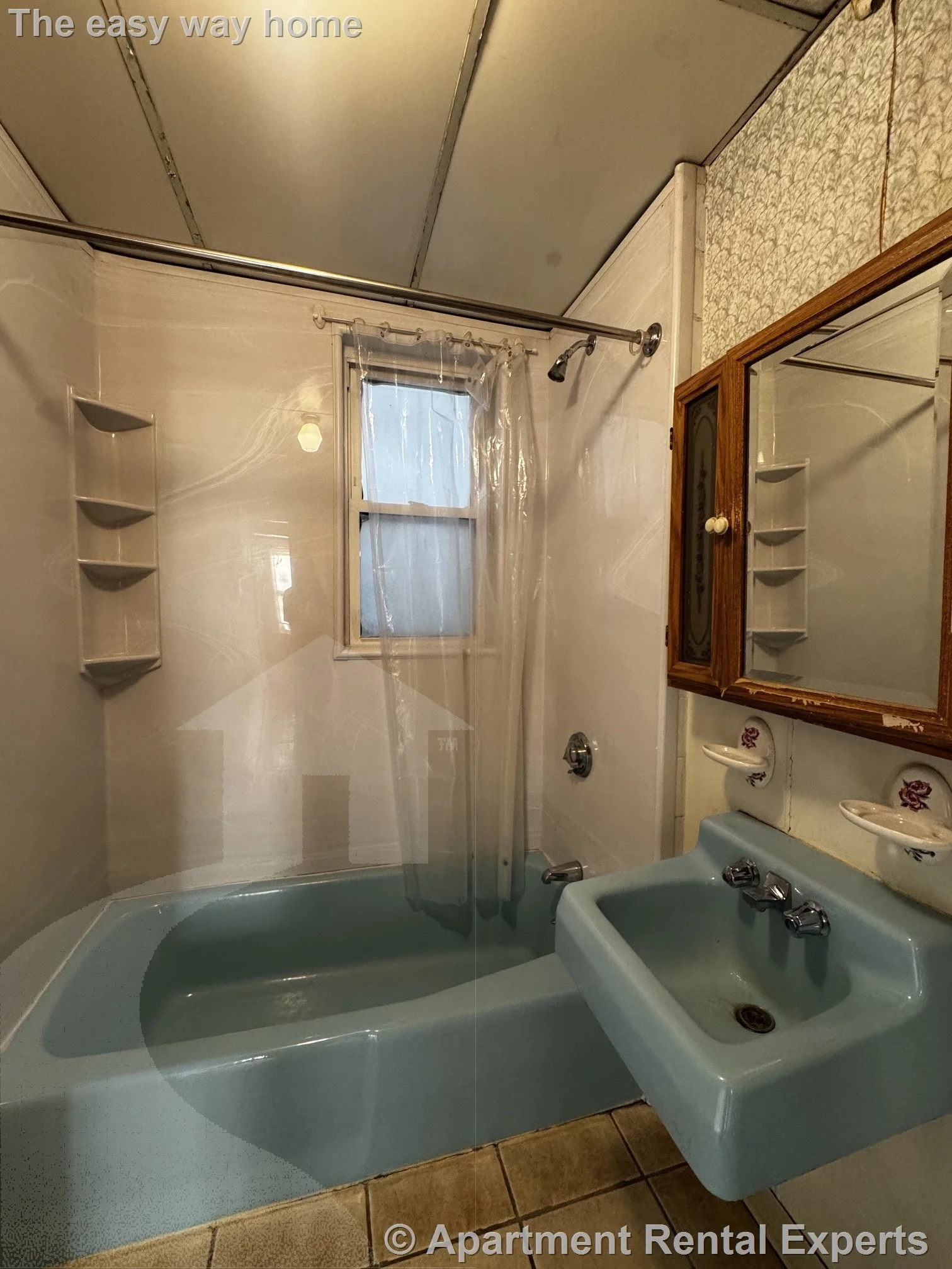 2 bed, 1 bath apartment for rent at 104 Conwell Ave Unit 1, Tufts — photo 10 of 13