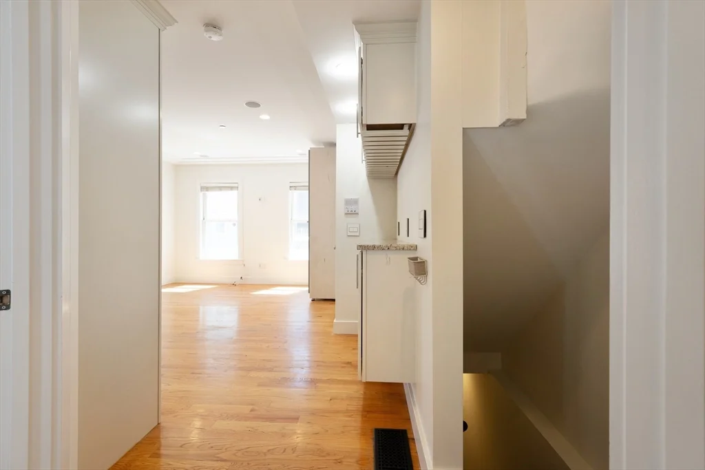 1 bed, 1 bath apartment for rent at 104 D St Unit 1, South Boston — photo 17 of 19