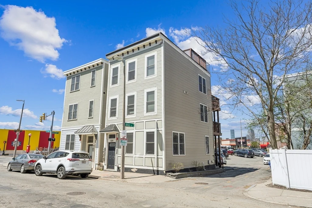 1 bed, 1 bath apartment for rent at 104 D St Unit 1, South Boston — photo 3 of 19