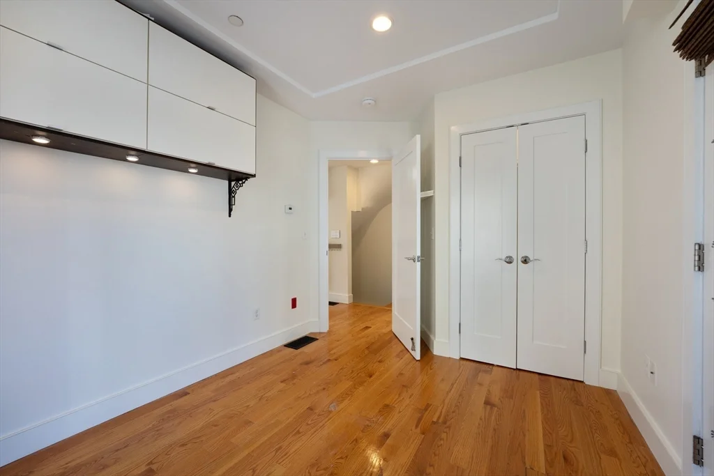 1 bed, 1 bath apartment for rent at 104 D St Unit 1, South Boston — photo 13 of 19