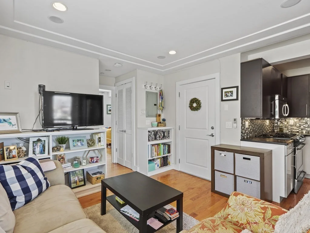 1 bed, 1 bath apartment for rent at 104 D St Unit 2, South Boston — photo 8 of 14