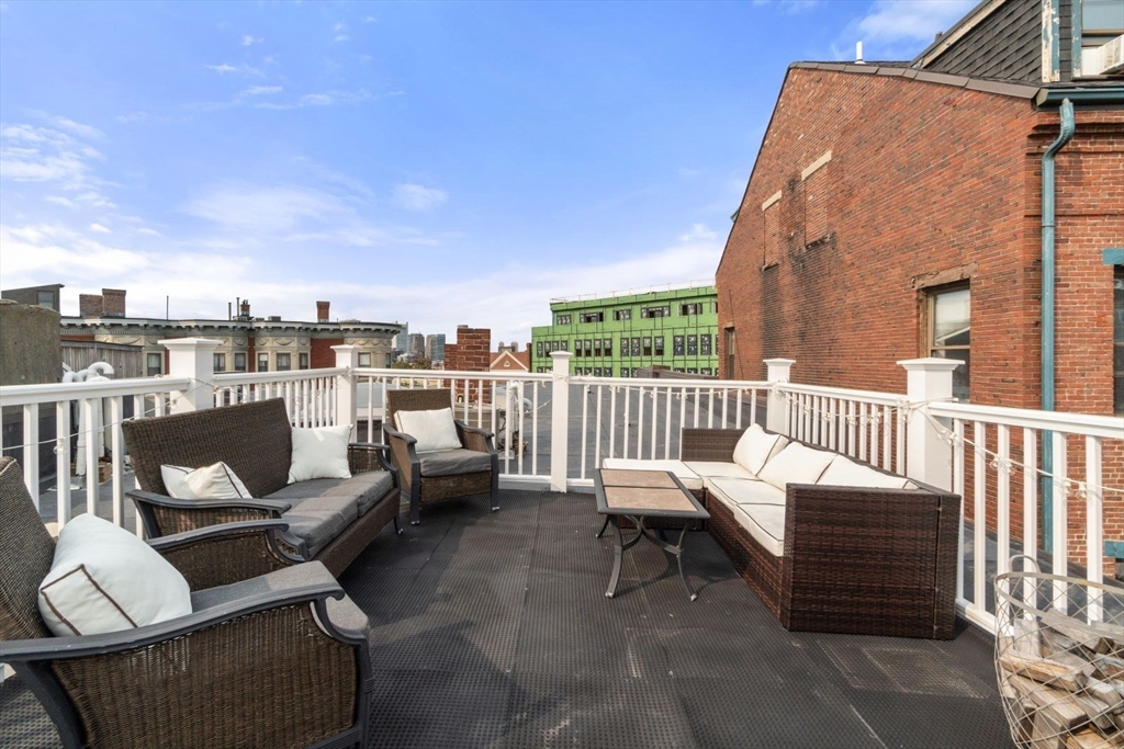 1 bed, 1 bath apartment for rent at 104 Dorchester St Unit 3, South Boston — photo 12 of 17