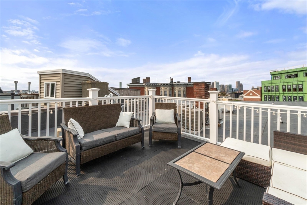 1 bed, 1 bath apartment for rent at 104 Dorchester St Unit 3, South Boston — photo 13 of 17