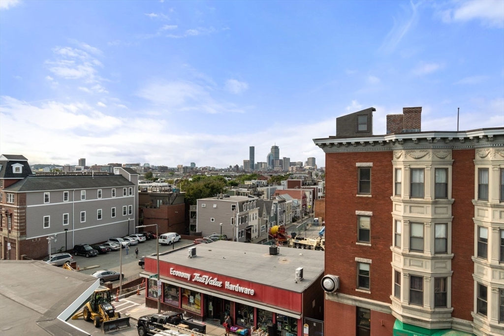 1 bed, 1 bath apartment for rent at 104 Dorchester St Unit 3, South Boston — photo 15 of 17