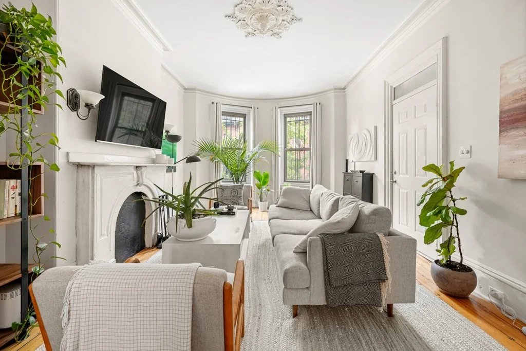2 bed, 1 bath apartment for rent at 104 E Brookline St Unit 1, South End — photo 1 of 20