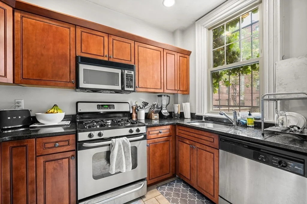 2 bed, 1 bath apartment for rent at 104 E Brookline St Unit 1, South End — photo 8 of 20