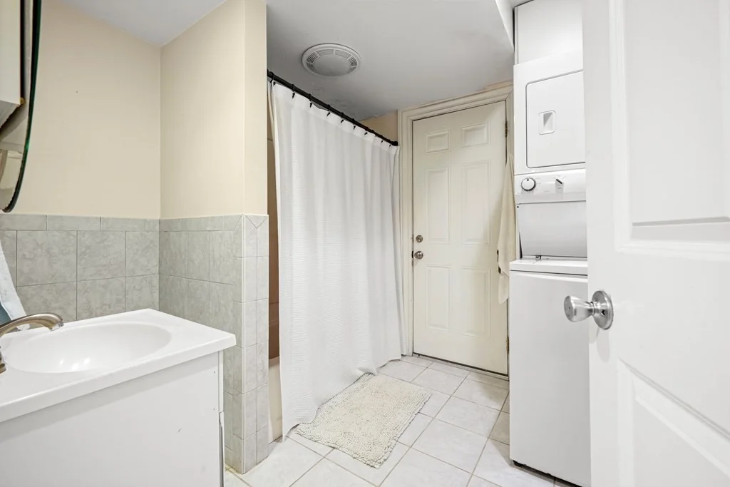 2 bed, 1 bath apartment for rent at 104 E Brookline St Unit 1, South End — photo 13 of 20