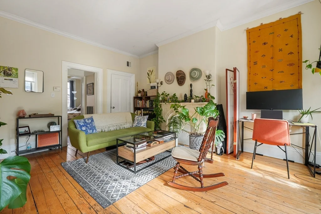 1 bed, 1 bath apartment for rent at 104 E Brookline St Unit 2, South End — photo 5 of 20