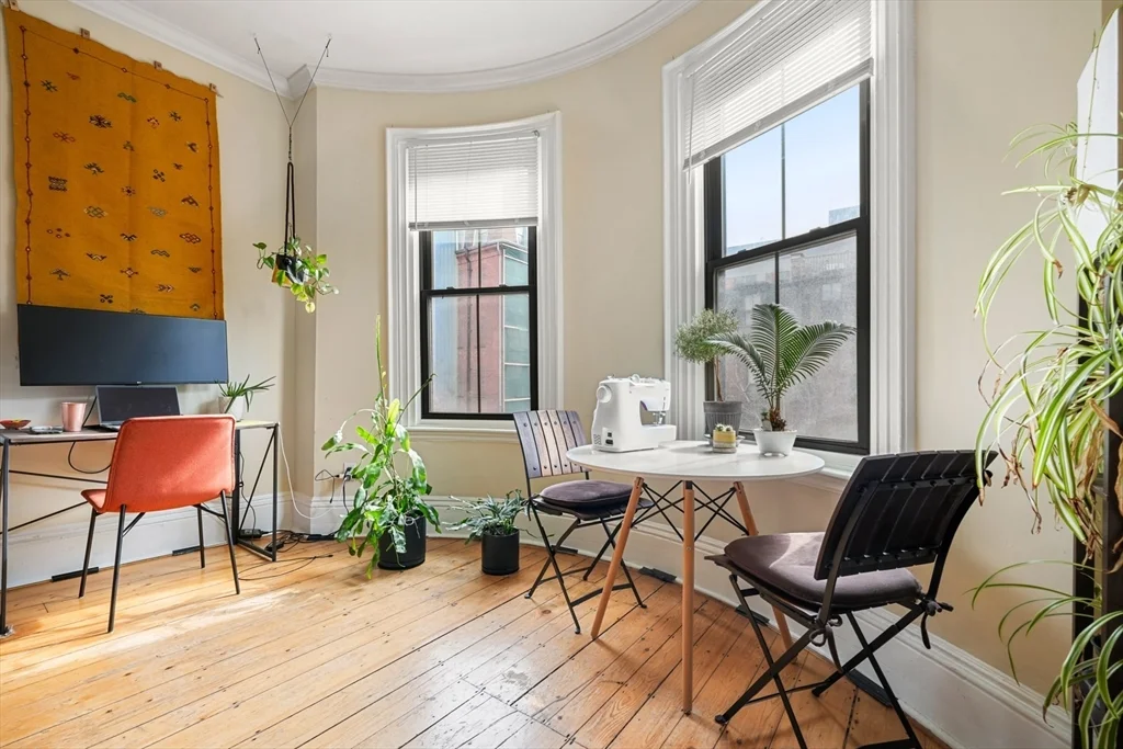 1 bed, 1 bath apartment for rent at 104 E Brookline St Unit 2, South End — photo 6 of 20