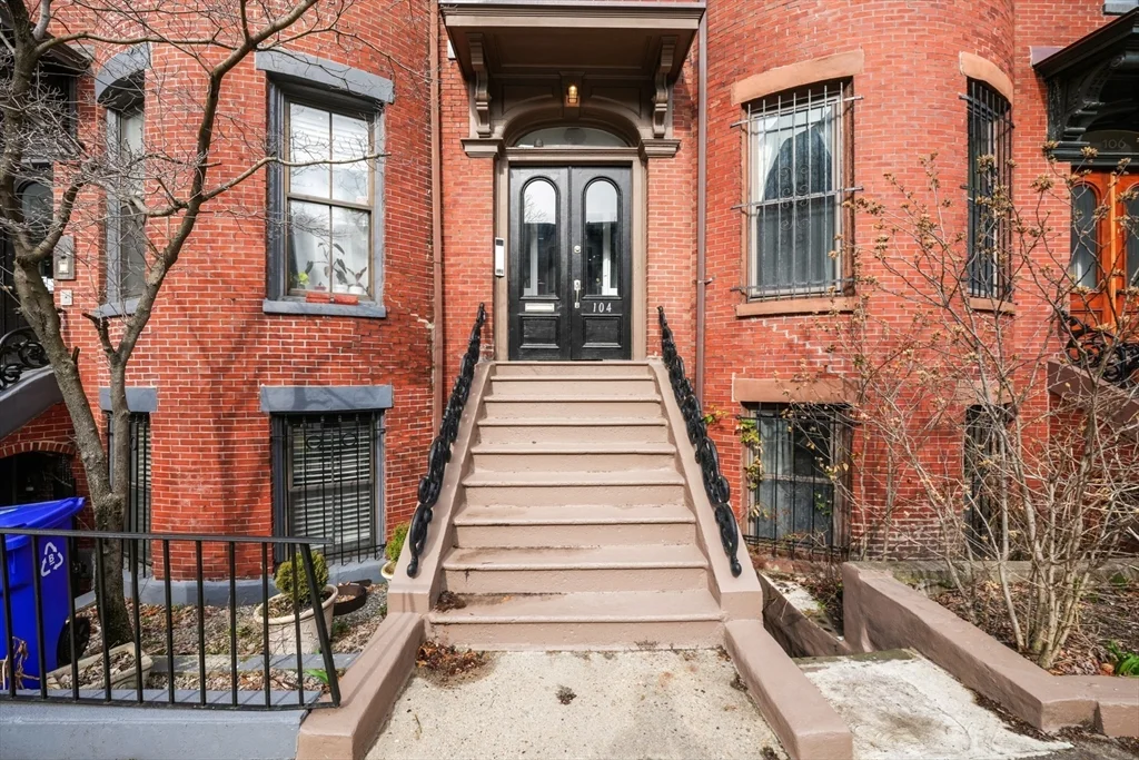 1 bed, 1 bath apartment for rent at 104 E Brookline St Unit 2, South End — photo 20 of 20