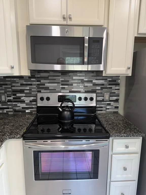 1 bed, 1 bath apartment for rent at 104 Gazebo Circle Unit 104, Reading — photo 8 of 21
