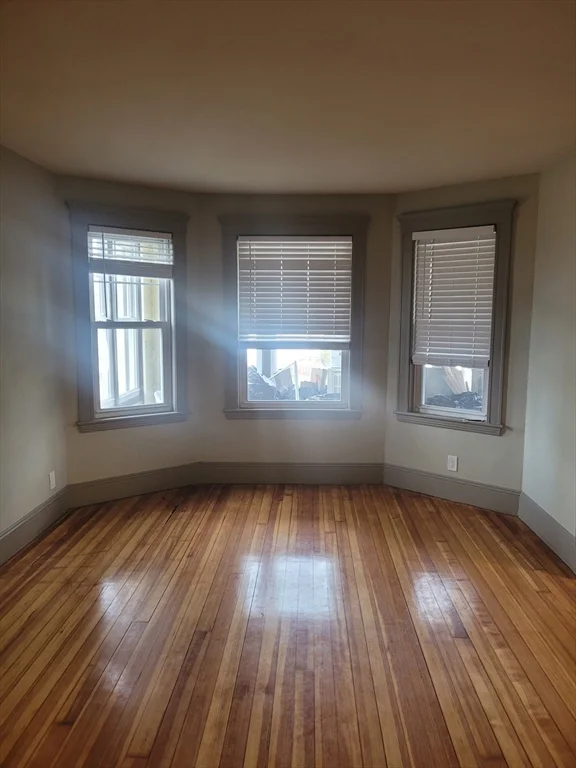 2 bed, 1 bath apartment for rent at 104 George St Unit 1, Tufts University — photo 10 of 11