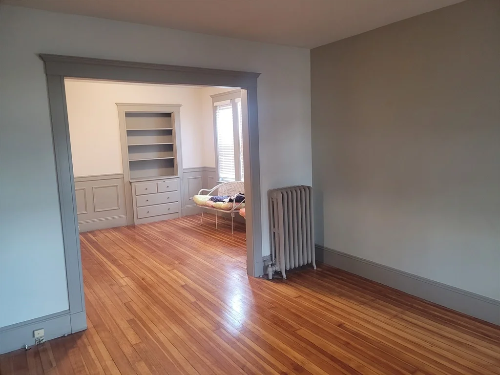 2 bed, 1 bath apartment for rent at 104 George St Unit 1, Tufts University — photo 8 of 11