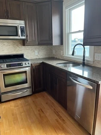 1 bed, 1 bath apartment for rent at 104 High St Unit 3, Charlestown — photo 5 of 17