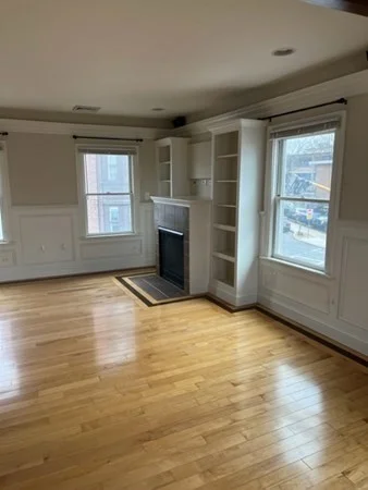 1 bed, 1 bath apartment for rent at 104 High St Unit 3, Charlestown — photo 4 of 17
