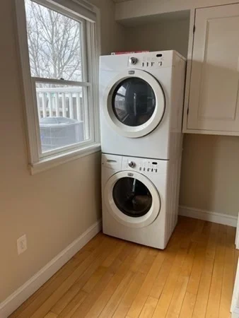 1 bed, 1 bath apartment for rent at 104 High St Unit 3, Charlestown — photo 6 of 17