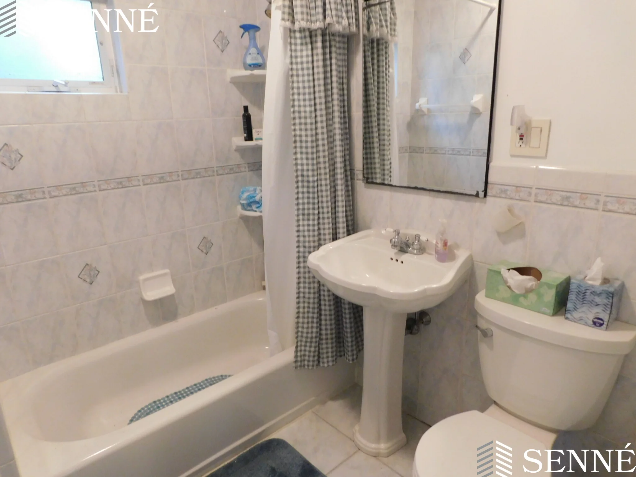 2 bed, 1 bath apartment for rent at 104 Lexington St Unit 1, Watertown — photo 6 of 8