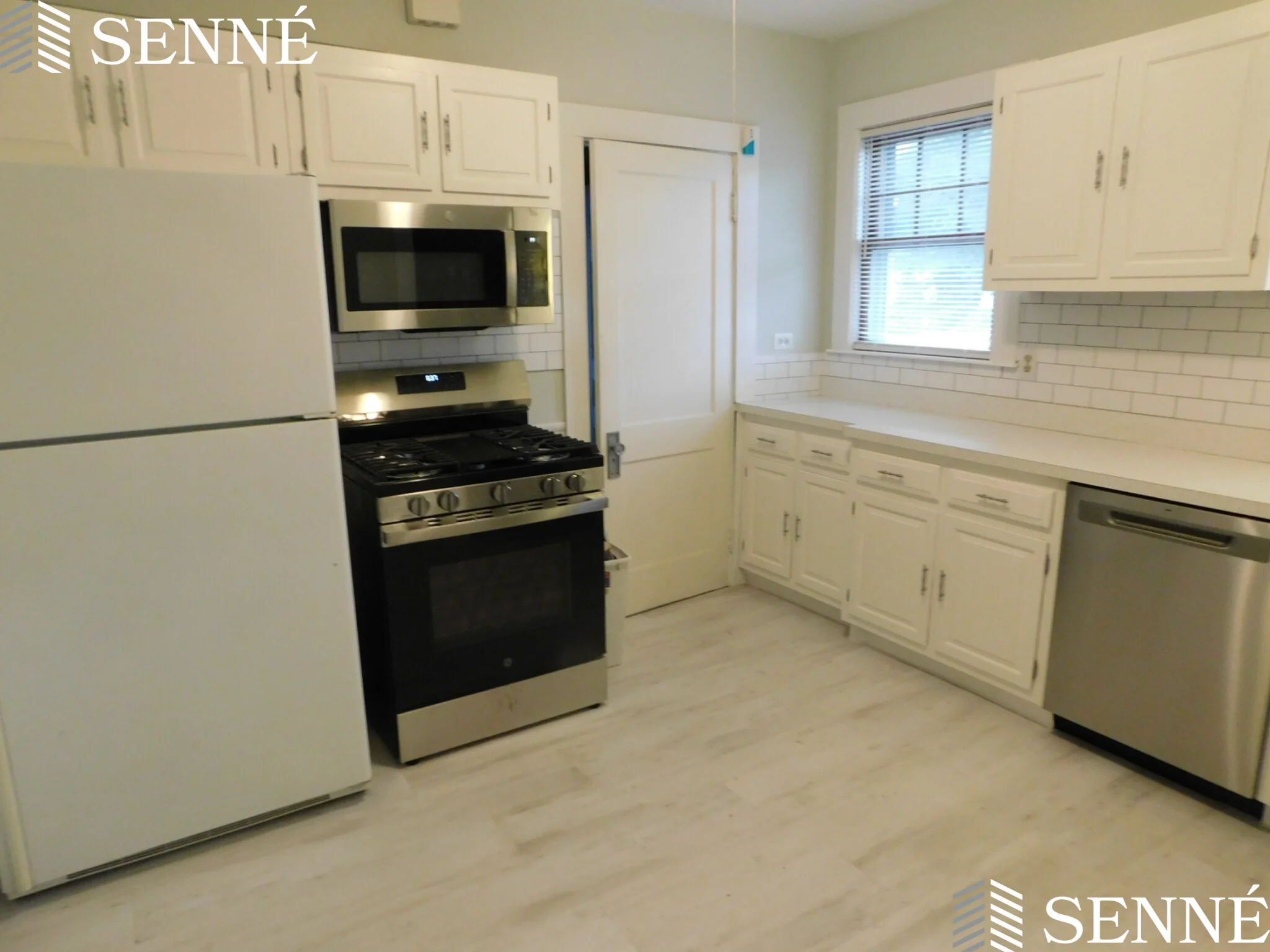 2 bed, 1 bath apartment for rent at 104 Lexington St Unit 1, Watertown — photo 2 of 8