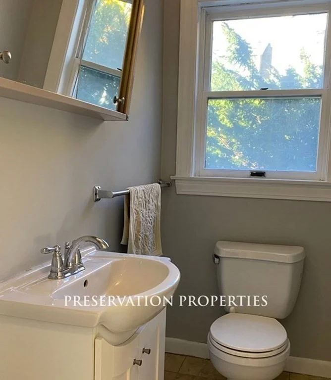4 bed, 2 bath apartment for rent at 104 Lincoln St, Needham Junction — photo 15 of 19
