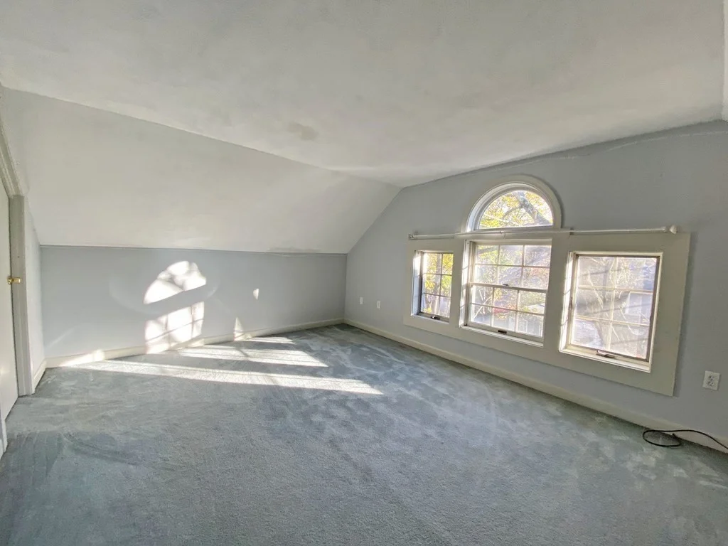 4 bed, 2 bath apartment for rent at 104 Lincoln St, Needham Junction — photo 14 of 19