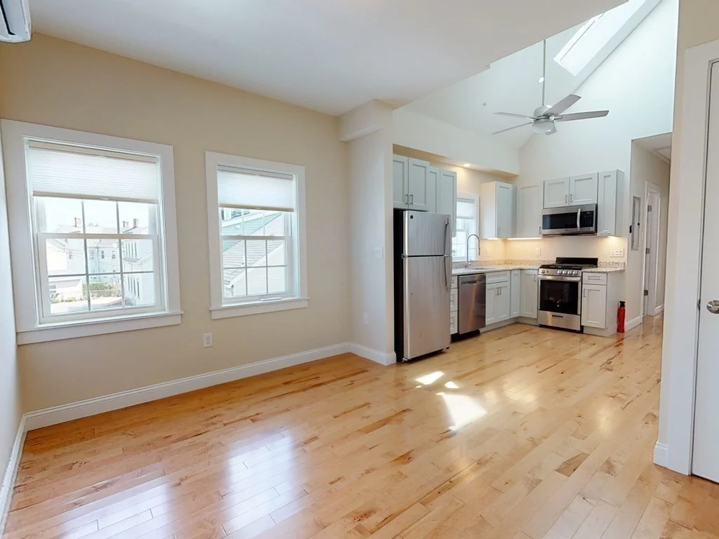 2 bed, 1 bath apartment for rent at 104 Litchfield St Unit 2, Brighton