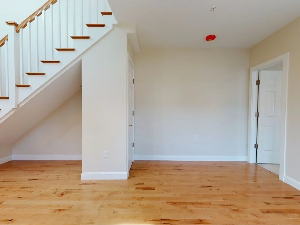 2 bed, 1 bath apartment for rent at 104 Litchfield St Unit 2, Brighton — photo 2 of 17