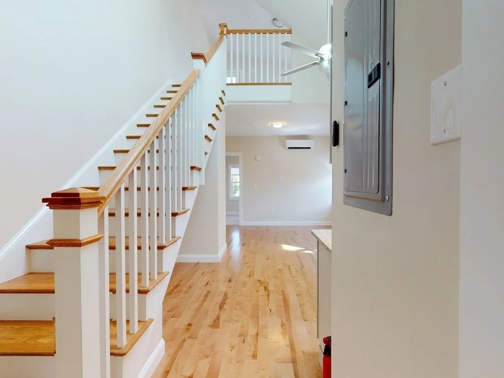 2 bed, 1 bath apartment for rent at 104 Litchfield St Unit 2, Brighton — photo 5 of 17