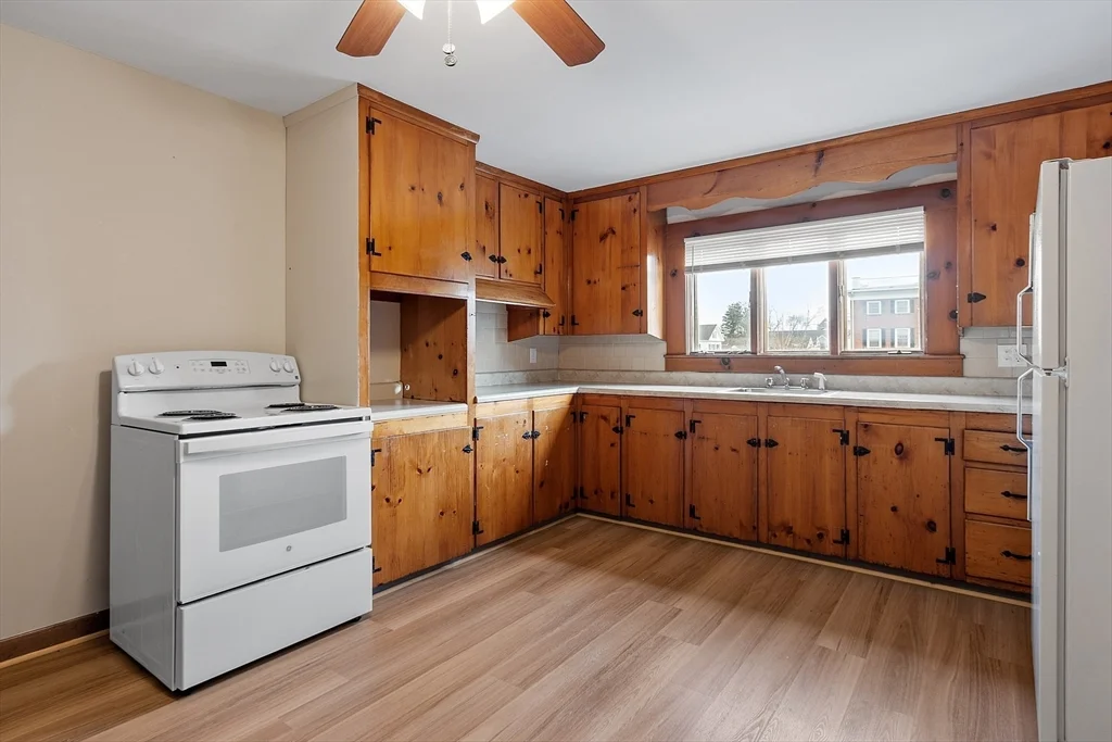 2 bed, 1 bath apartment for rent at 104 N Main St Unit 2F, Mansfield — photo 6 of 12