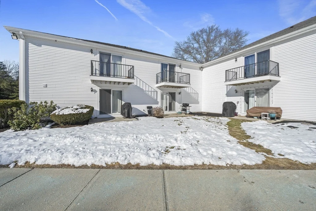 2 bed, 1 bath apartment for rent at 104 Norton Ave Unit 12, Easton — photo 14 of 15