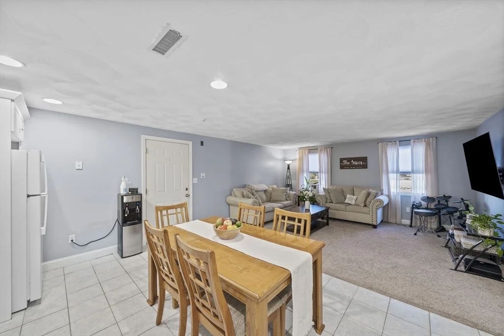 2 bed, 1 bath apartment for rent at 104 Norton Ave Unit 12, Easton — photo 5 of 15