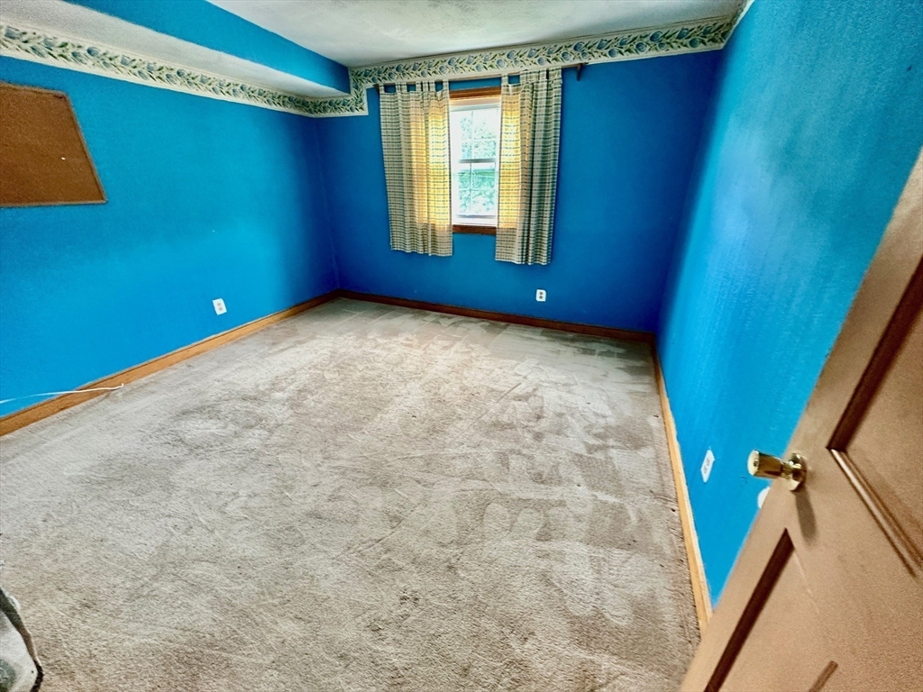 2 bed, 1 bath apartment for rent at 104 Oak St Unit 10, Brockton — photo 6 of 8