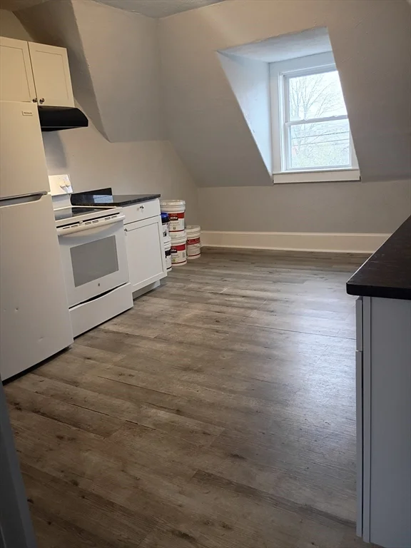 3 bed, 1 bath apartment for rent at 104 Park St Unit 3, Attleboro — photo 6 of 15